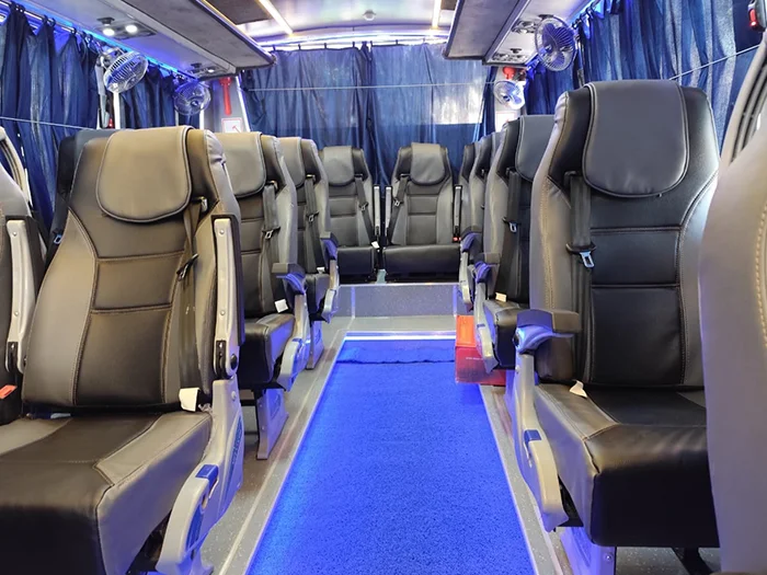7 Seater Tempo Traveller in Delhi